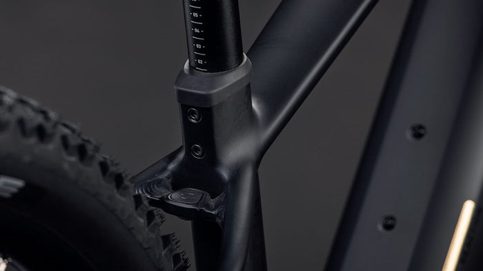 Cube Reaction Hybrid Pro 800