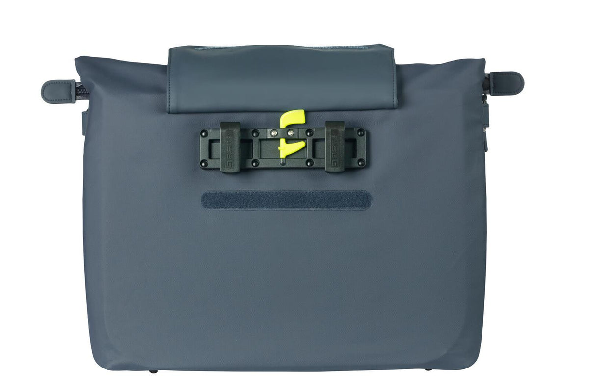 18451 Basil Manhattan commuter office bicycle bag