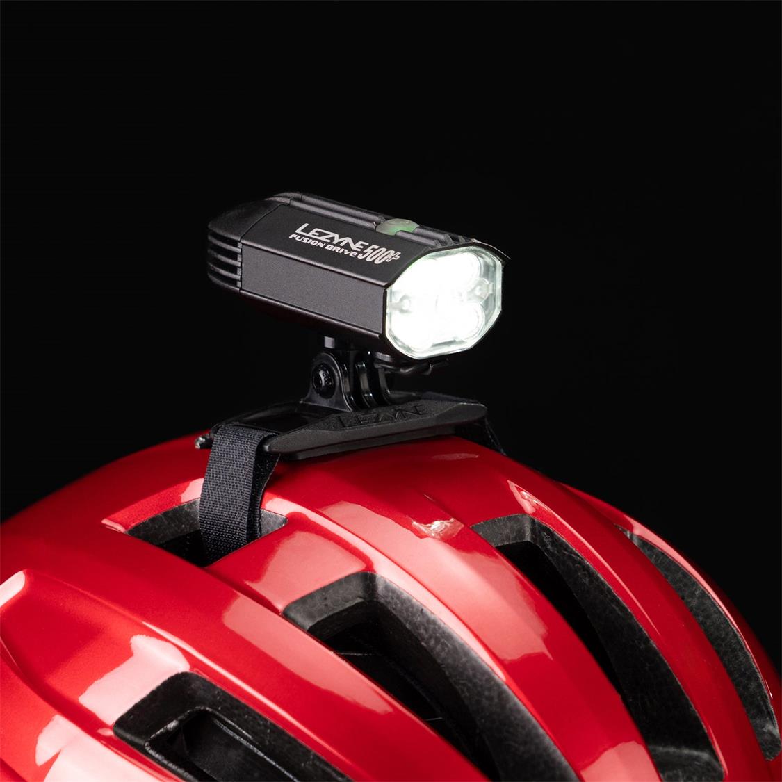 04_1-LED-38H-V137_HelmetFusionDrive500__lifestyle_